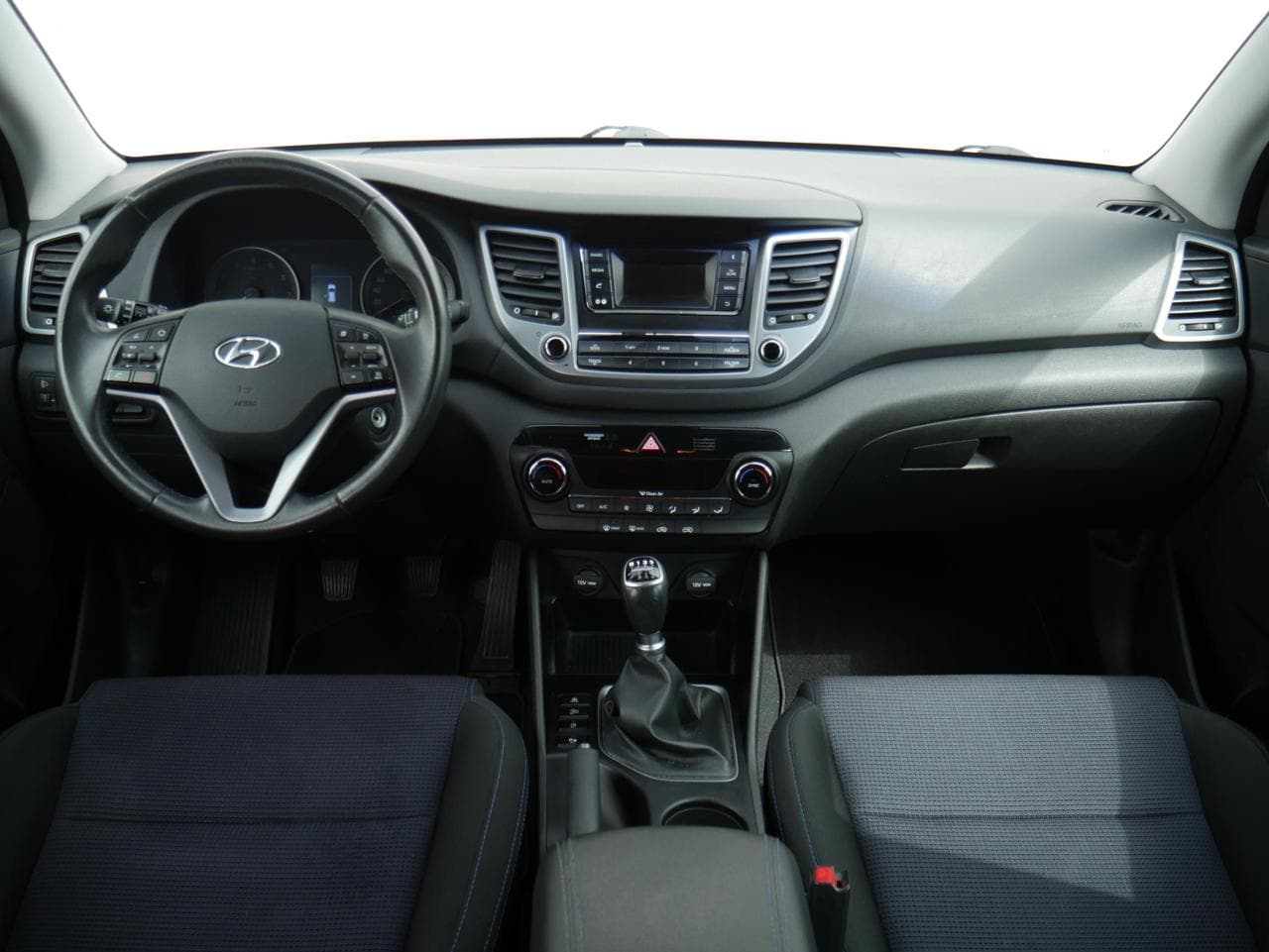 2016 Hyundai TUCSON - 14