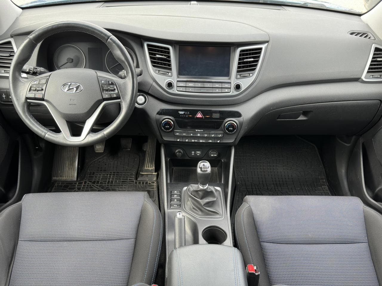 2016 Hyundai TUCSON - 8