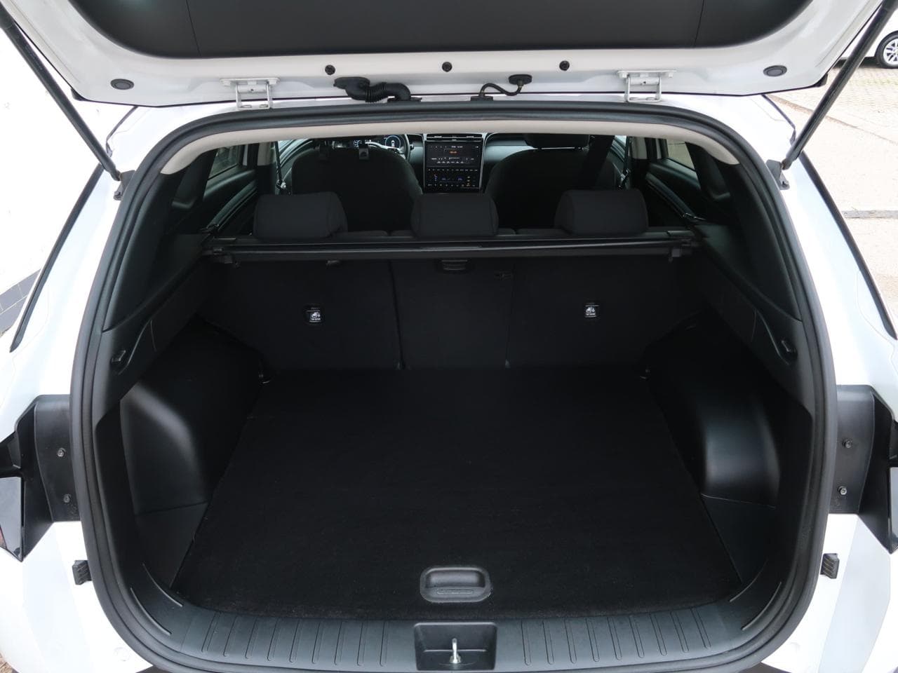 2022 Hyundai TUCSON - 22