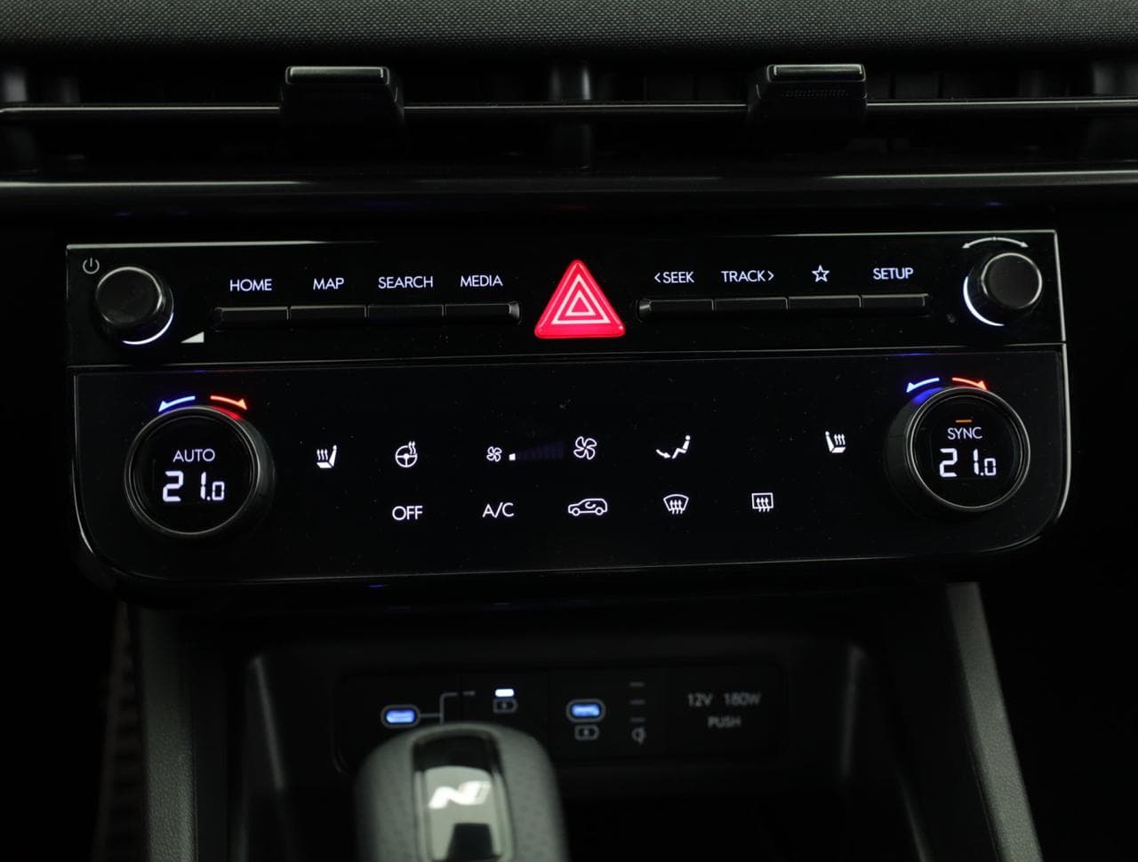 2025 Hyundai TUCSON - 19