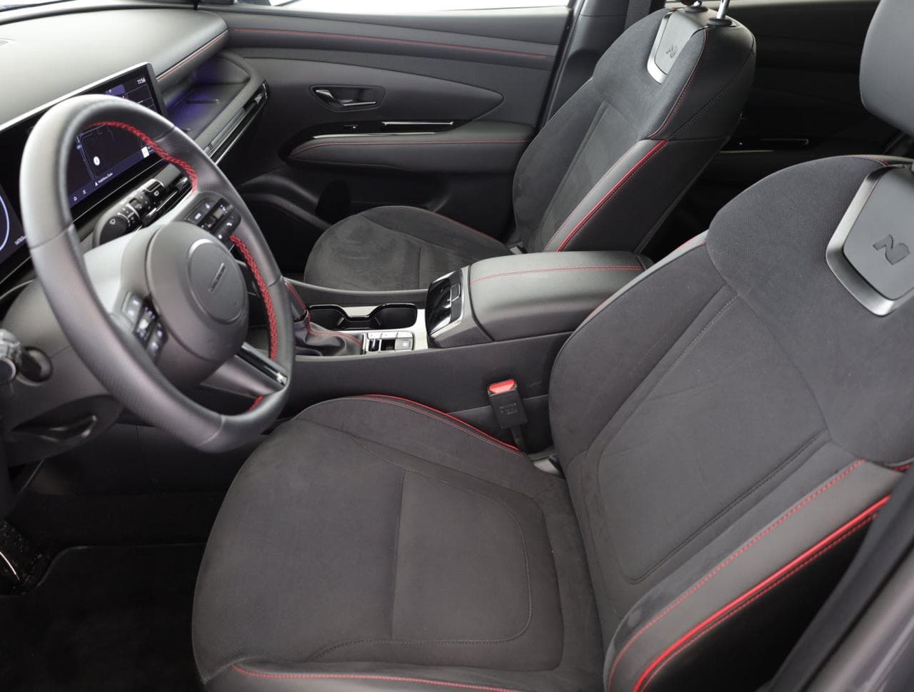 2025 Hyundai TUCSON - 13