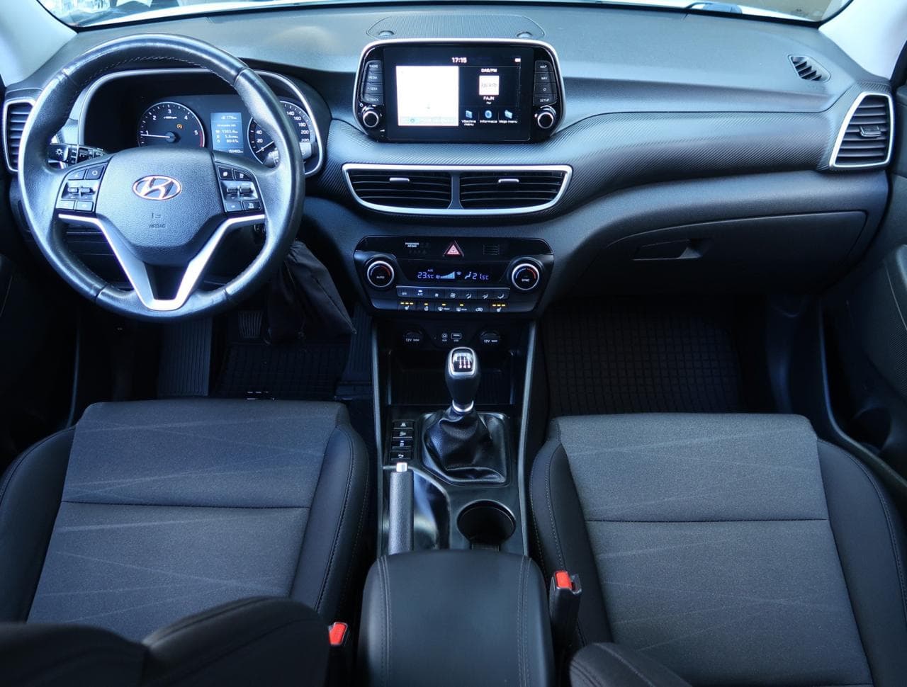 2019 Hyundai TUCSON - 18