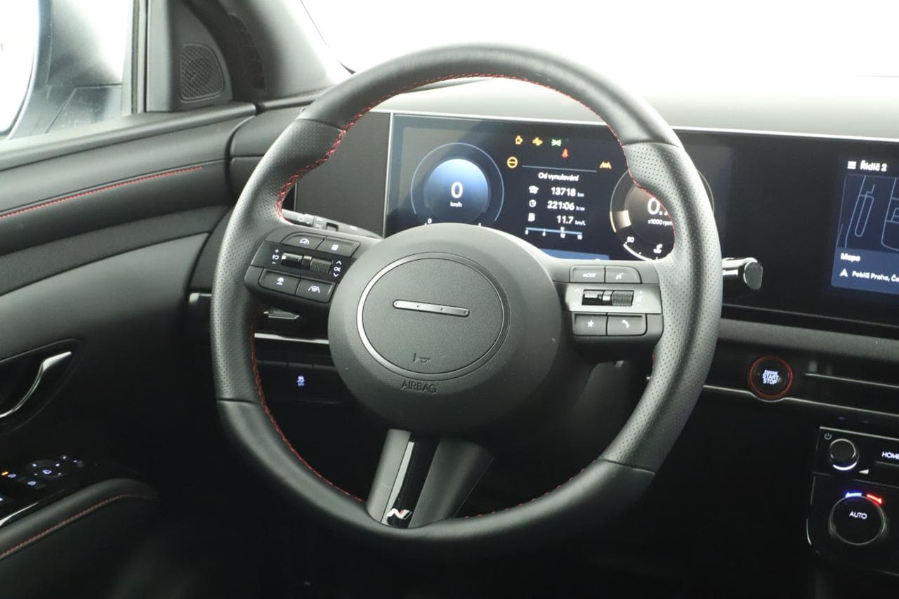 2025 Hyundai TUCSON - 25