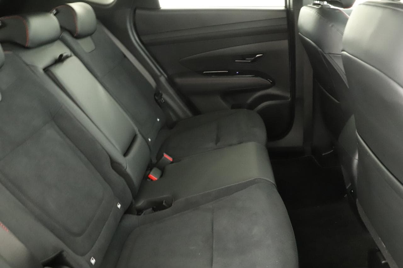 2025 Hyundai TUCSON - 18