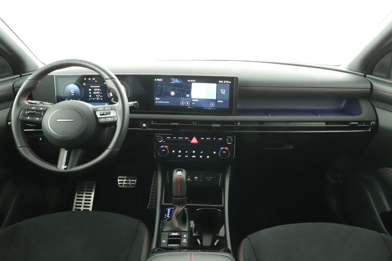 2025 Hyundai TUCSON - 16