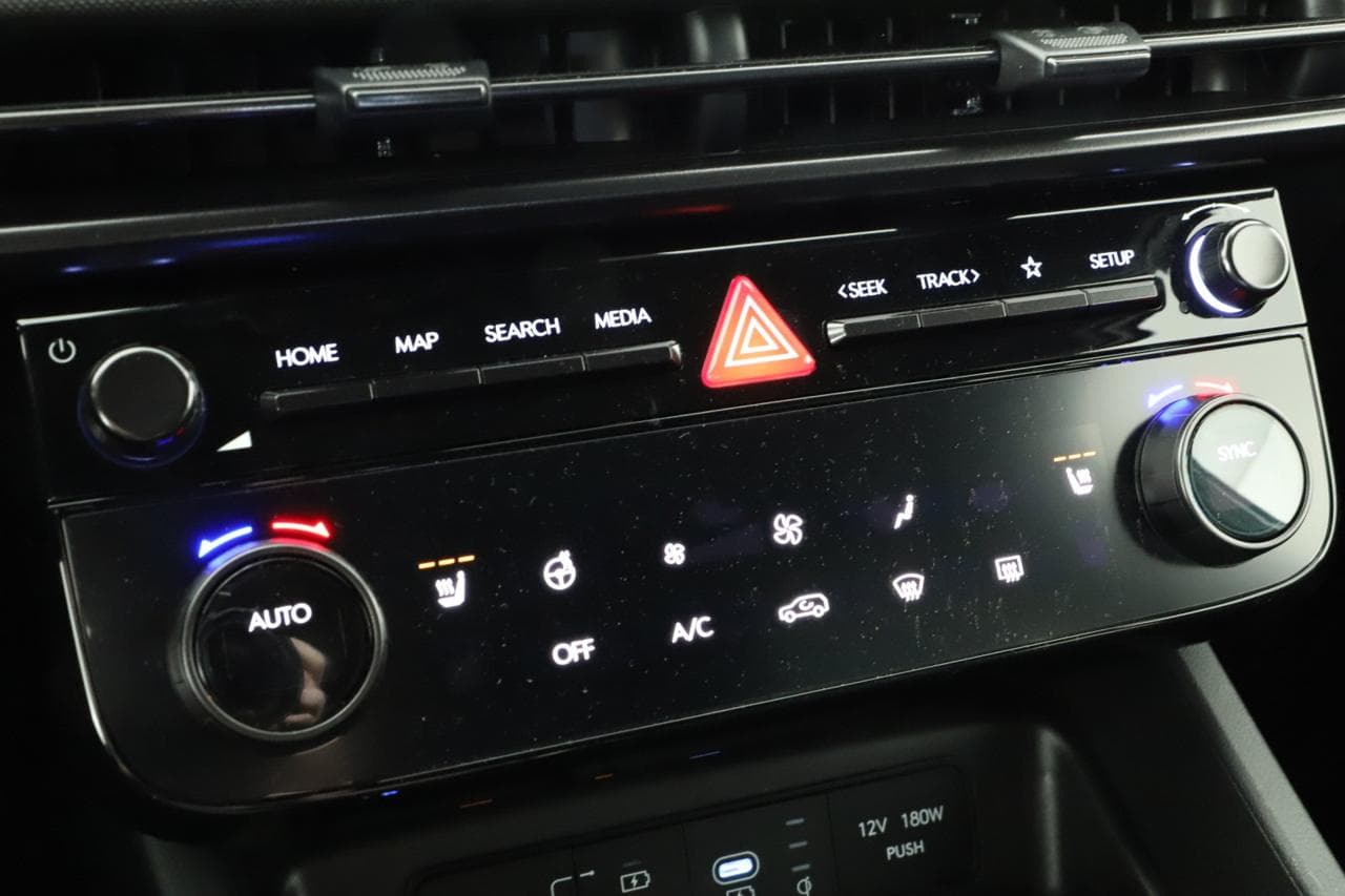 2025 Hyundai TUCSON - 32