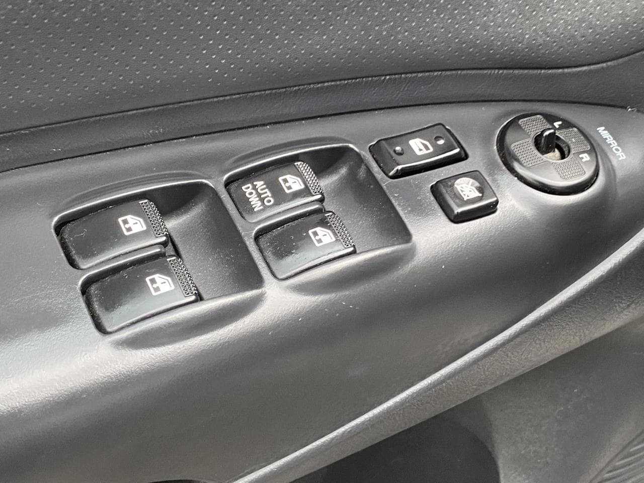 2006 Hyundai TUCSON - 11