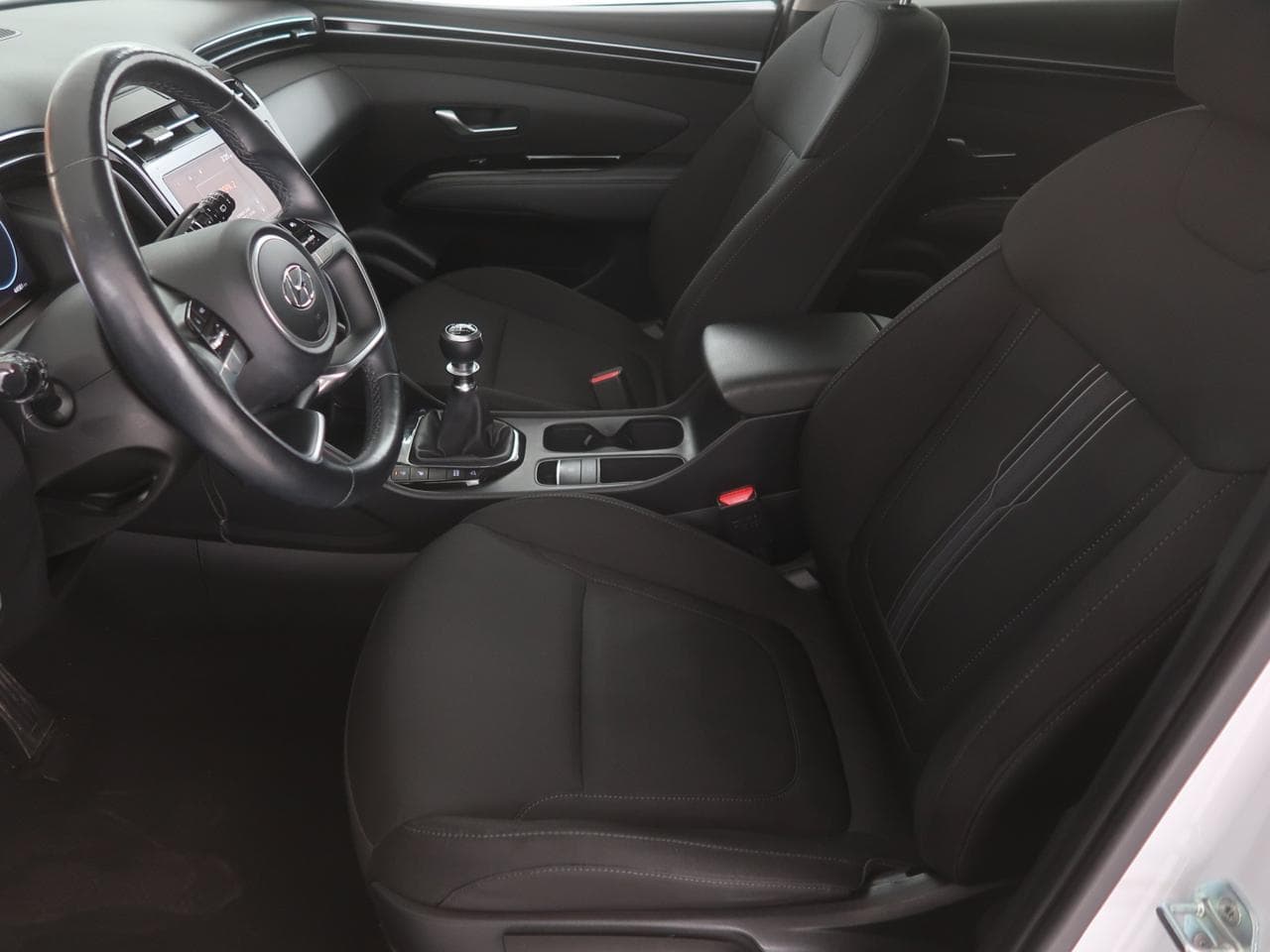 2021 Hyundai TUCSON - 16