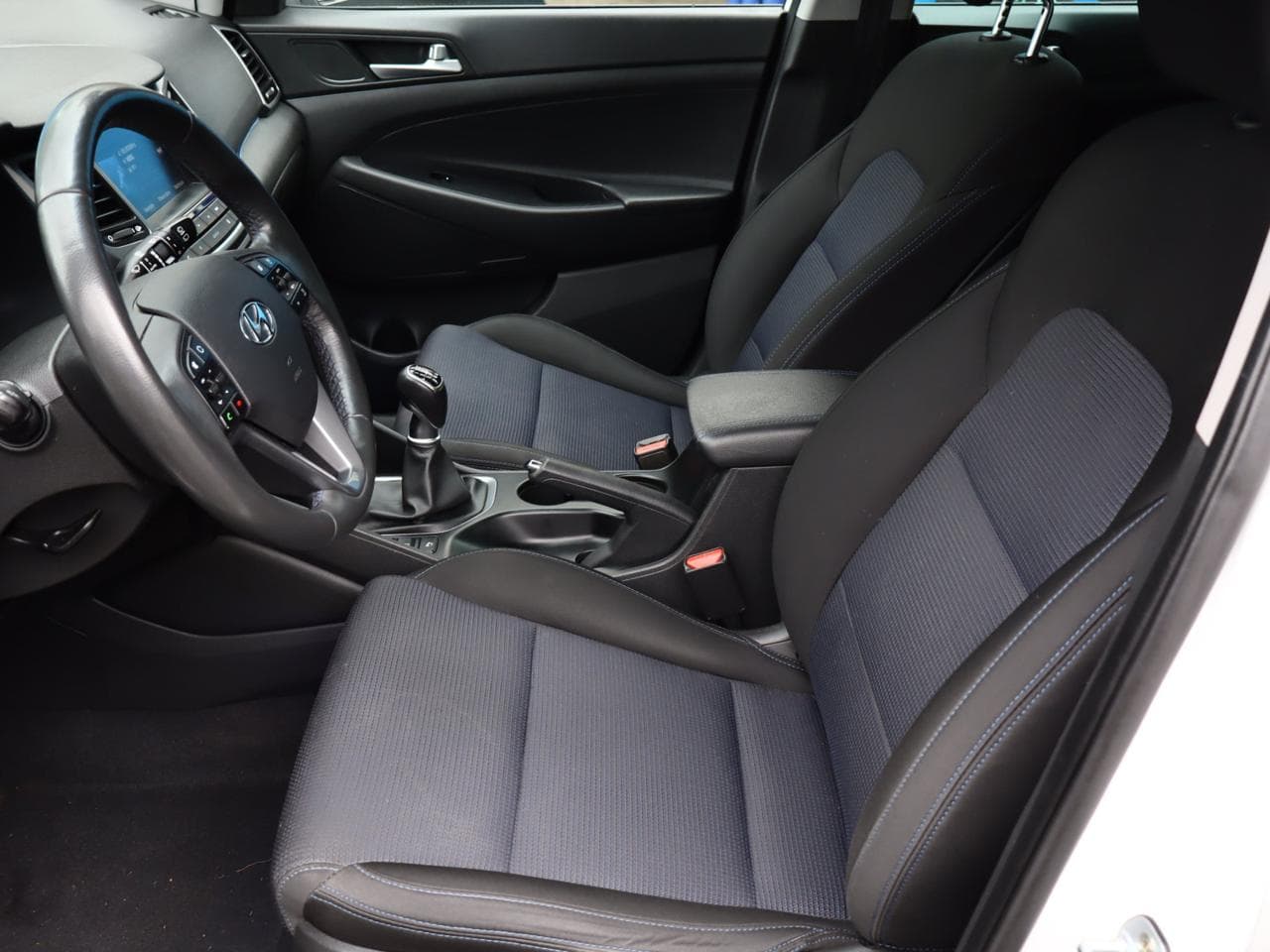 2016 Hyundai TUCSON - 14