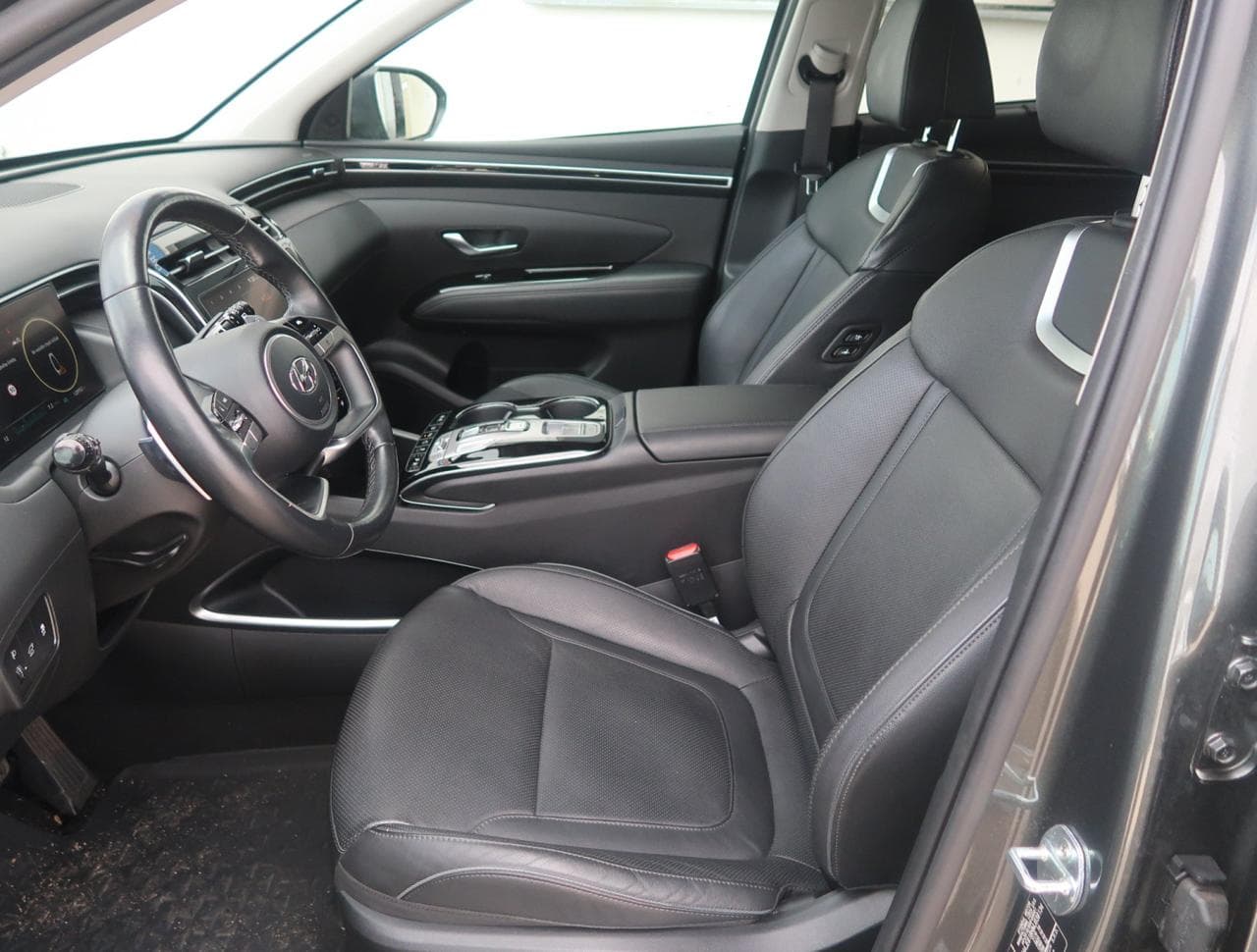 2021 Hyundai TUCSON - 16