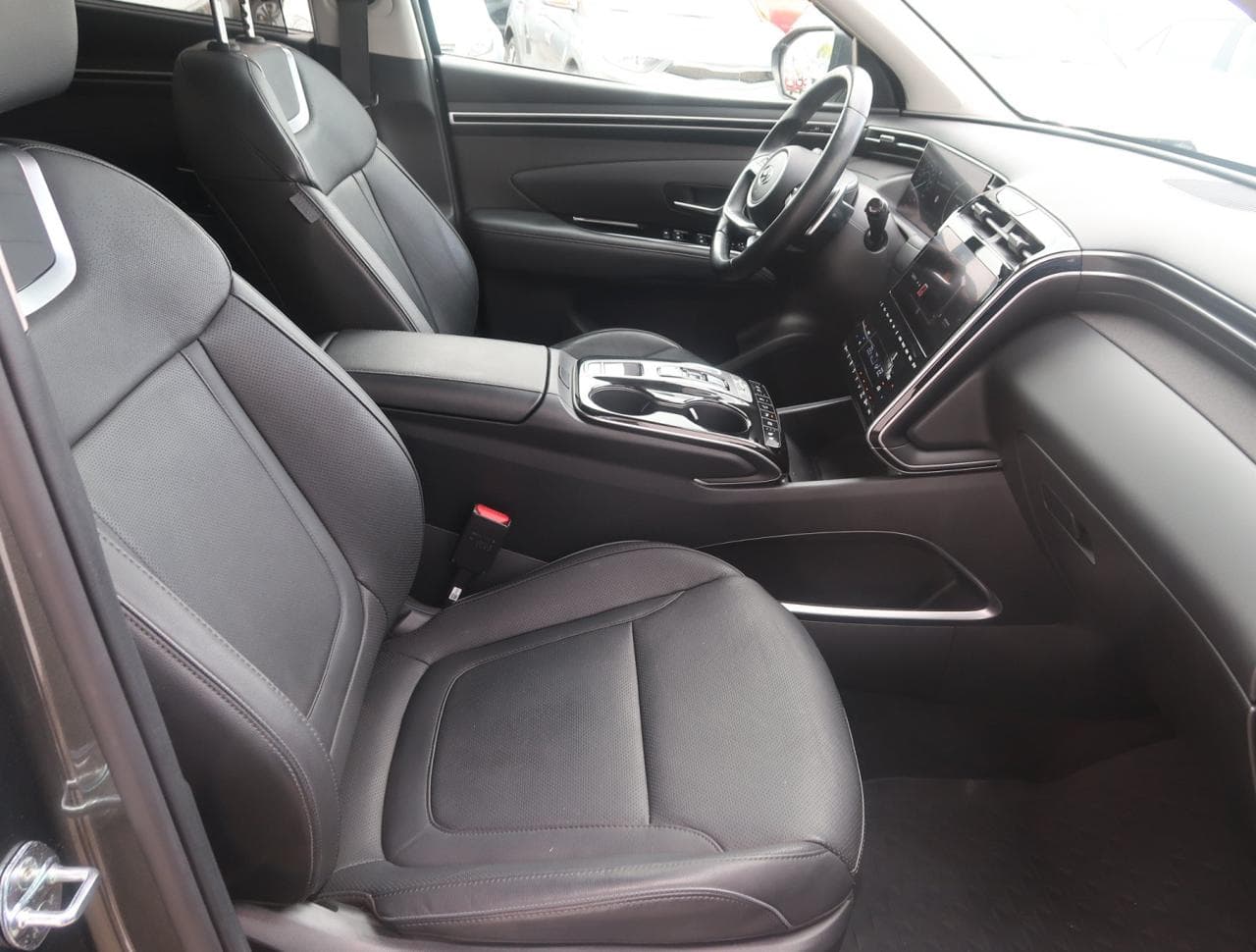 2021 Hyundai TUCSON - 12