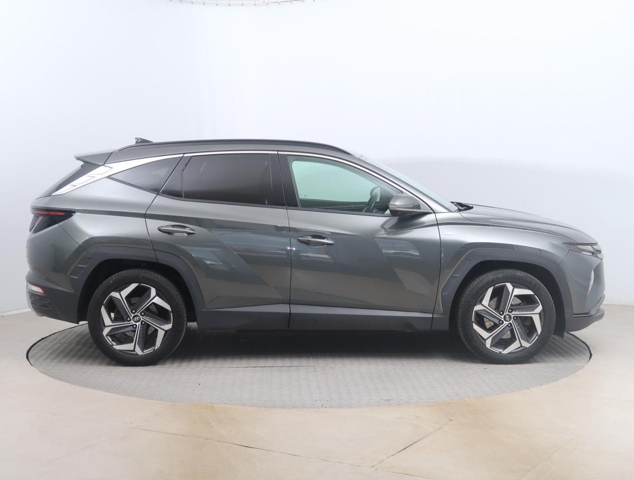 2021 Hyundai TUCSON - 8