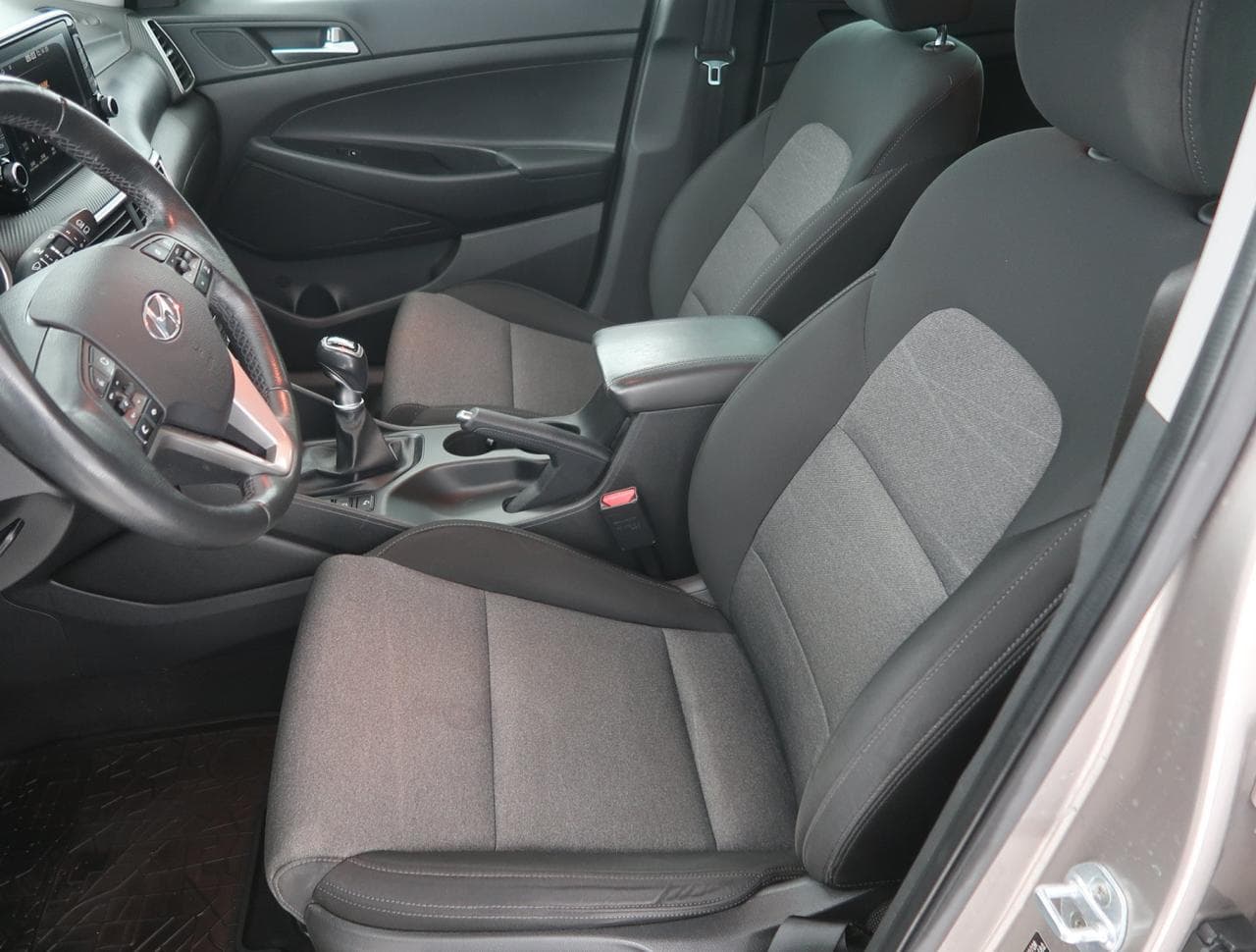 2018 Hyundai TUCSON - 16