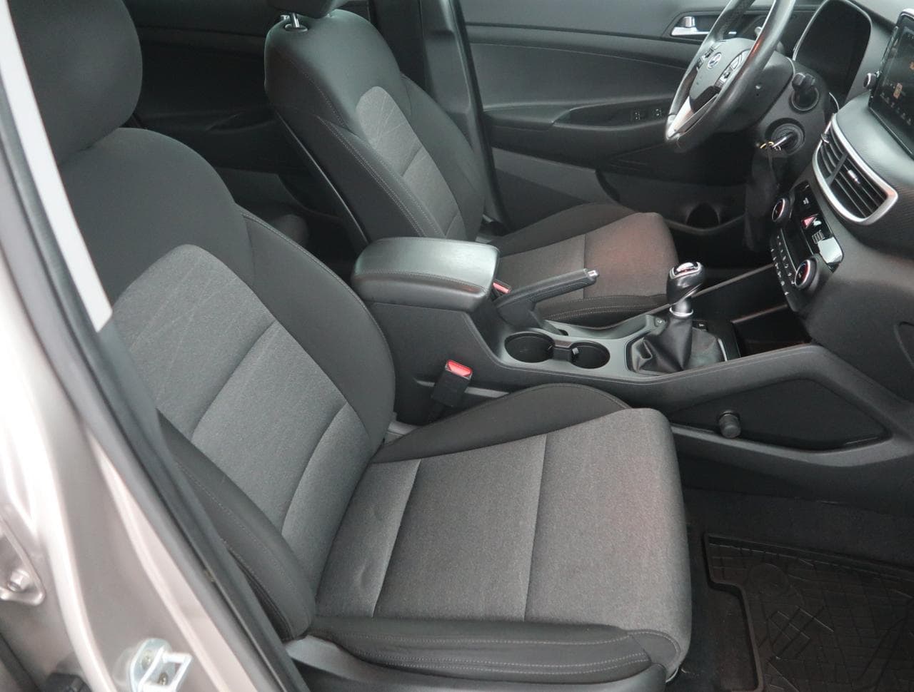 2018 Hyundai TUCSON - 12