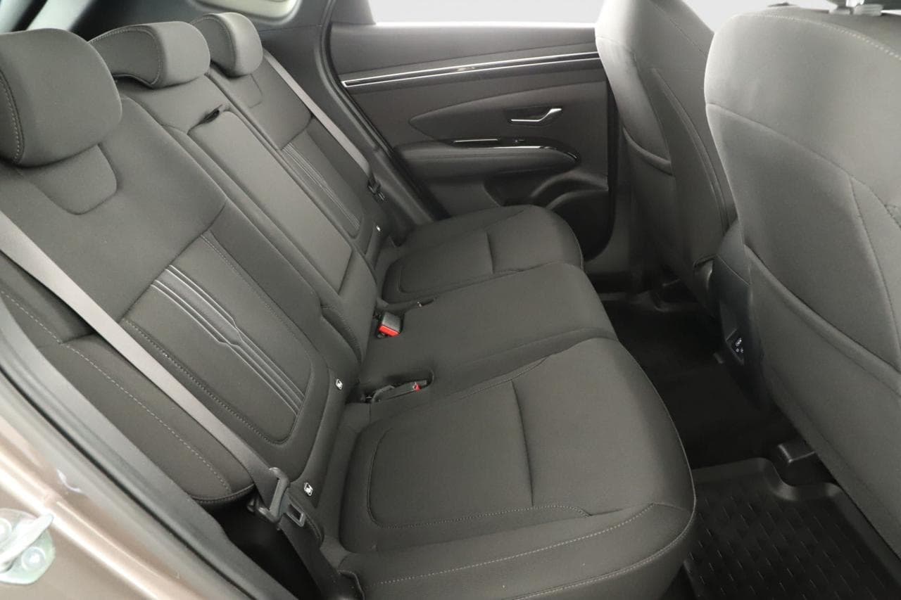 2023 Hyundai TUCSON - 11