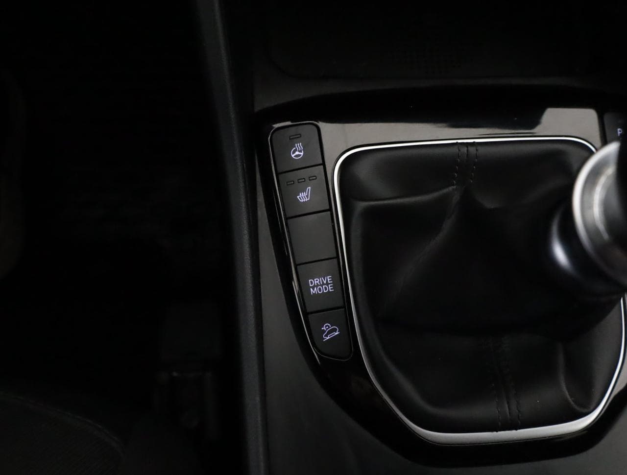 2022 Hyundai TUCSON - 18