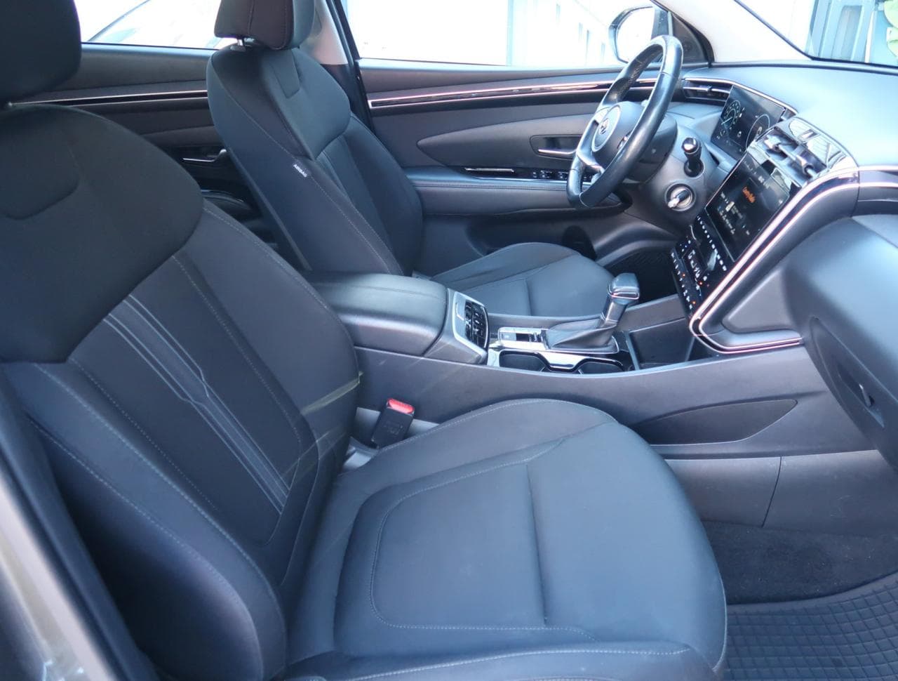 2021 Hyundai TUCSON - 12
