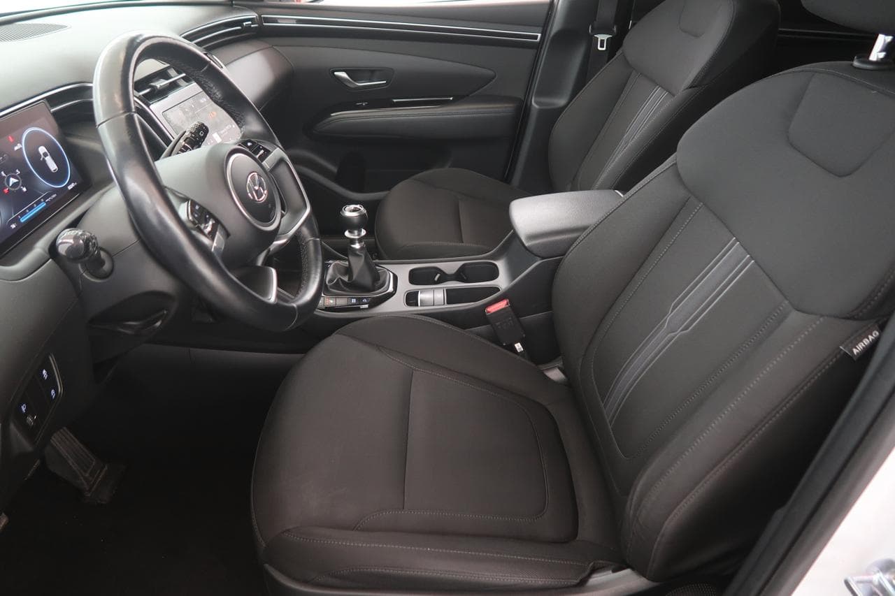 2021 Hyundai TUCSON - 16