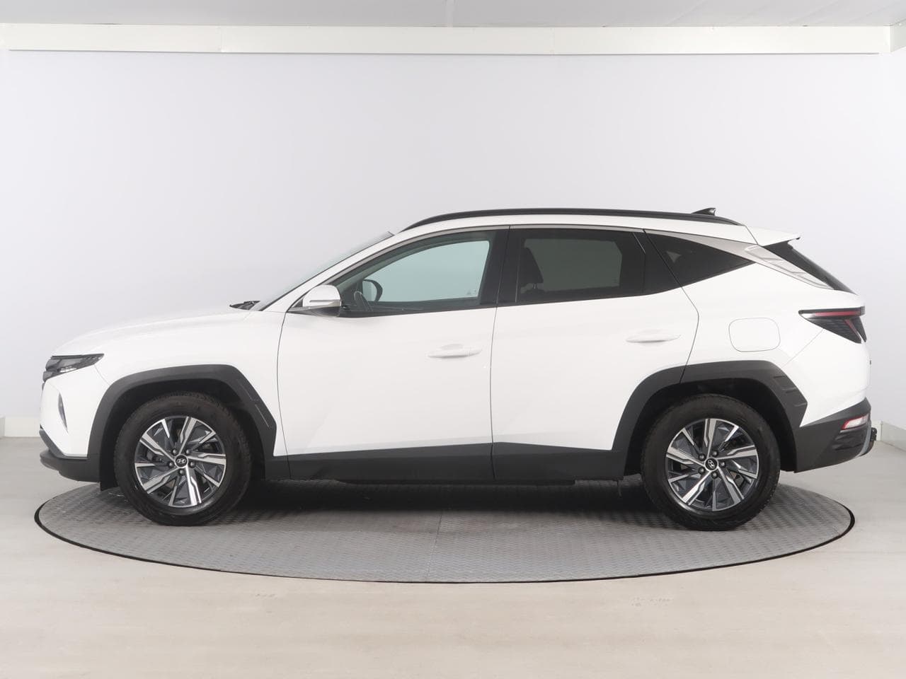 2021 Hyundai TUCSON - 4