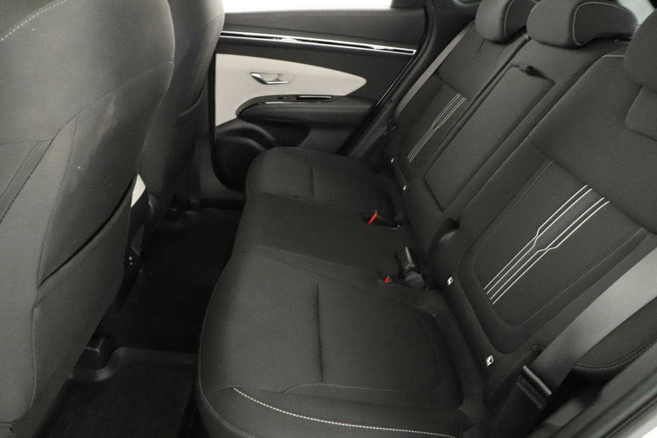 2022 Hyundai TUCSON - 12
