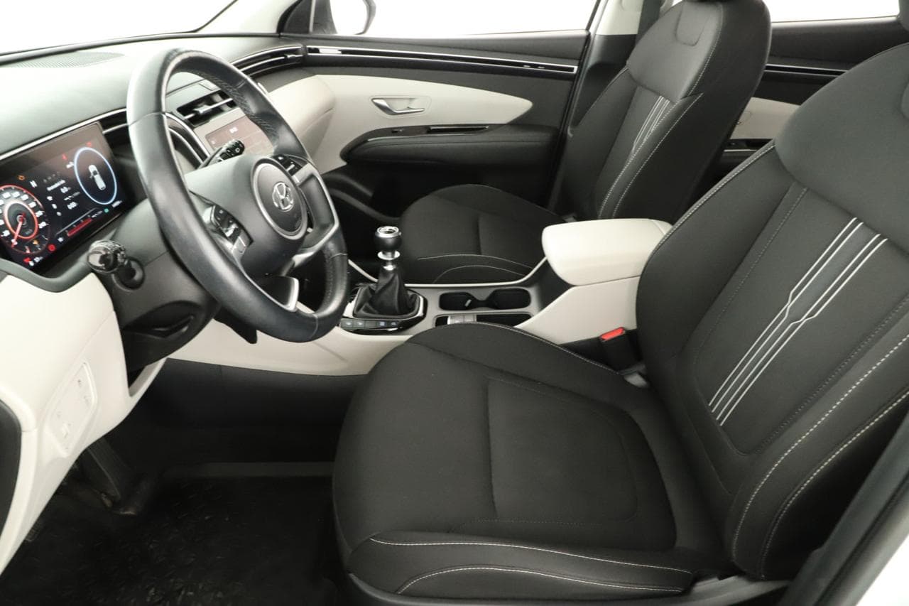 2022 Hyundai TUCSON - 13
