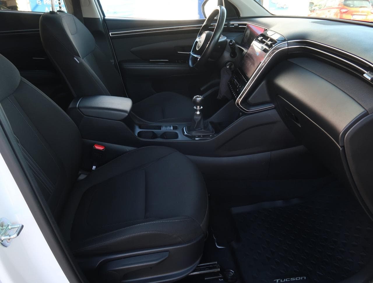 2021 Hyundai TUCSON - 12