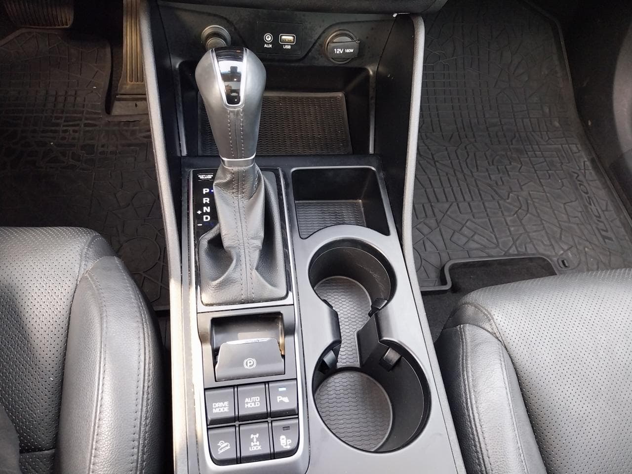 2015 Hyundai TUCSON - 19