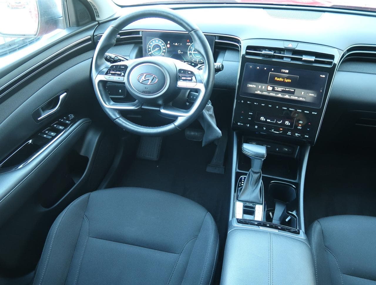 2022 Hyundai TUCSON - 9