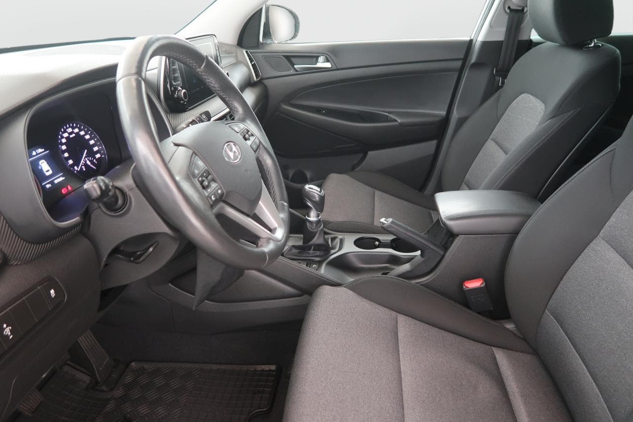 2018 Hyundai TUCSON - 16