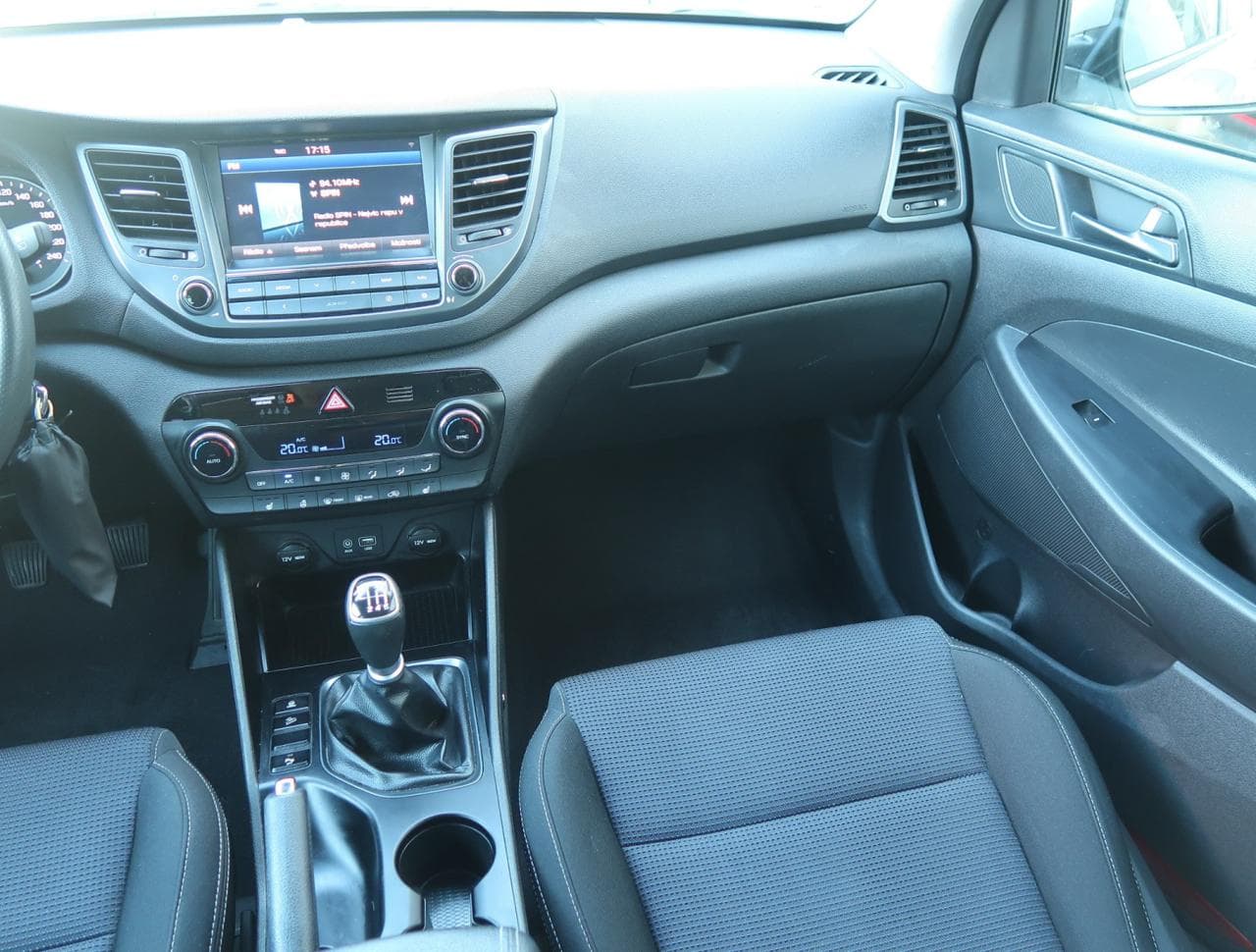 2017 Hyundai TUCSON - 24