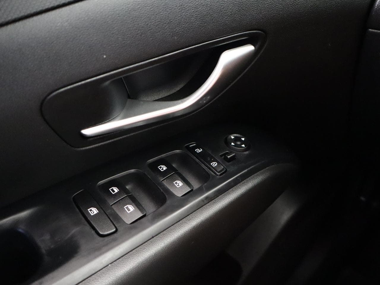 2021 Hyundai TUCSON - 32