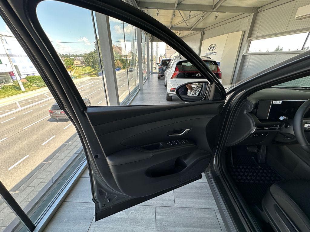 2026 Hyundai TUCSON - 11