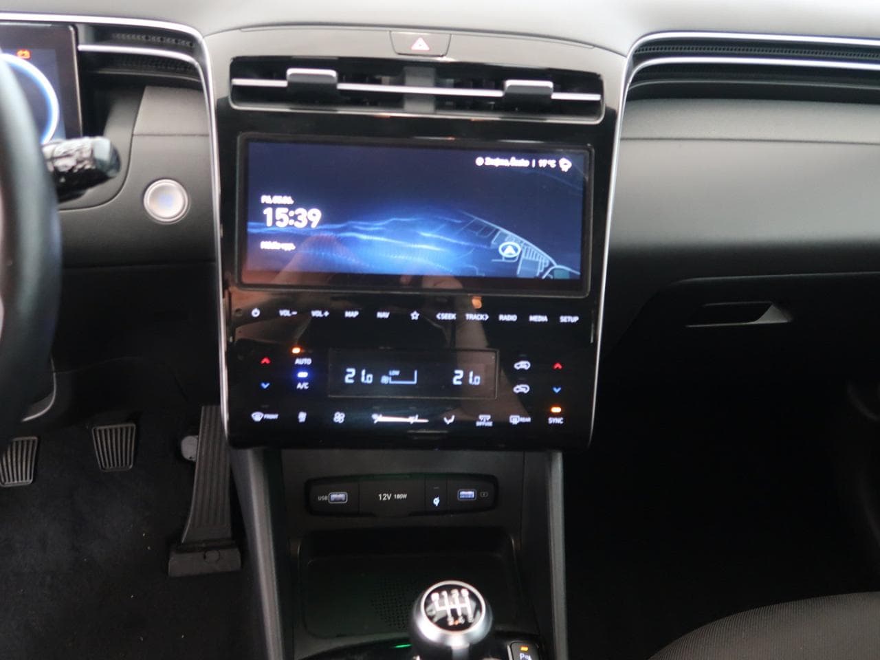 2024 Hyundai TUCSON - 18