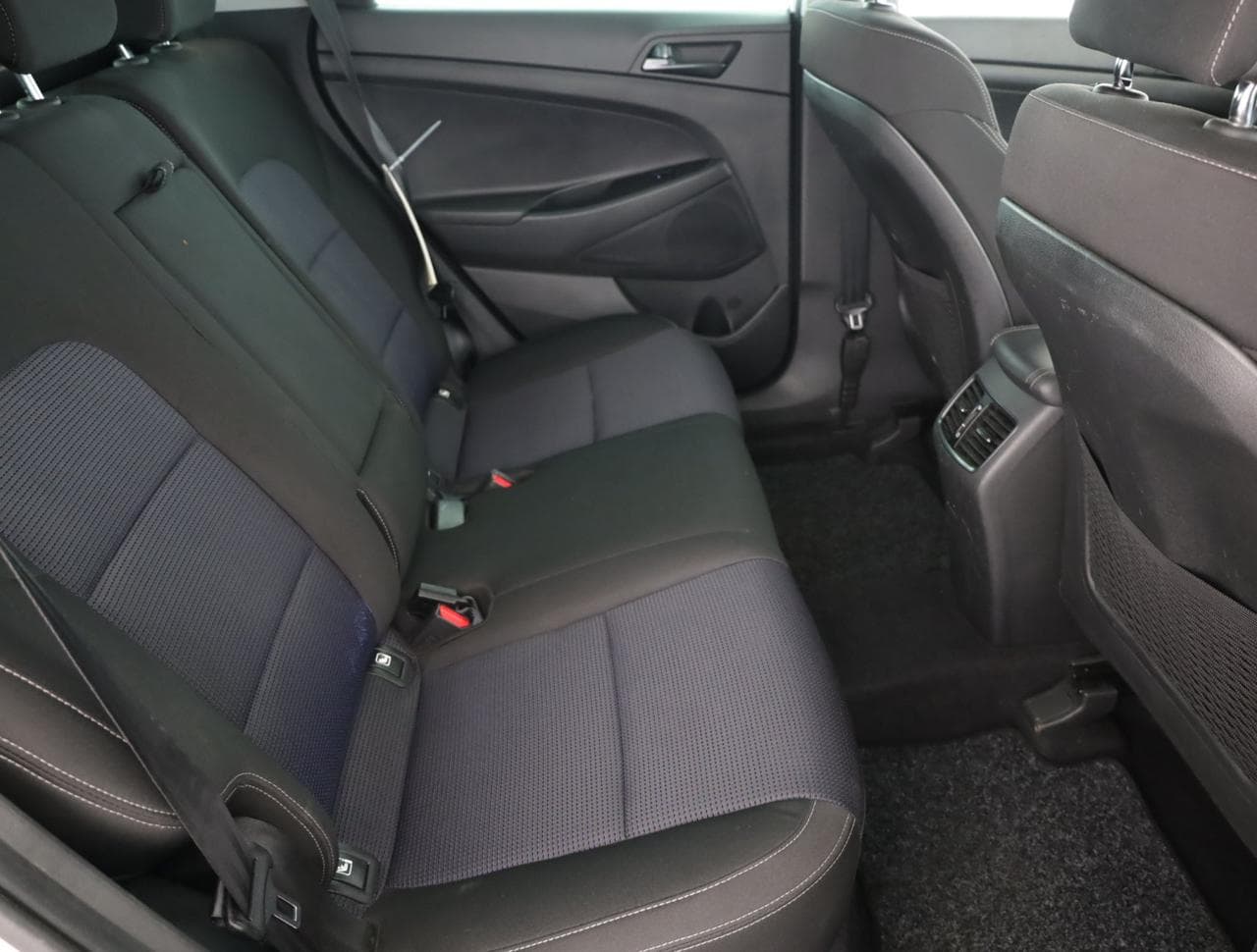 2017 Hyundai TUCSON - 11