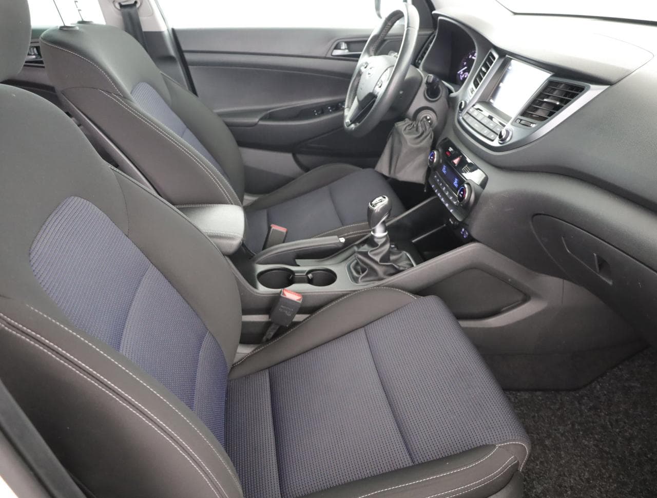 2017 Hyundai TUCSON - 10