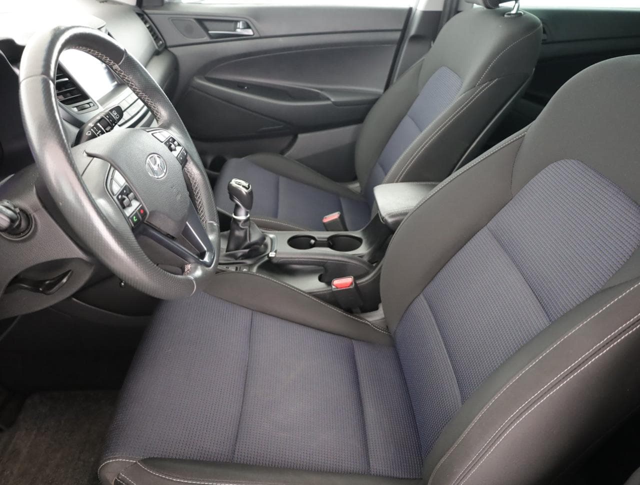 2017 Hyundai TUCSON - 13