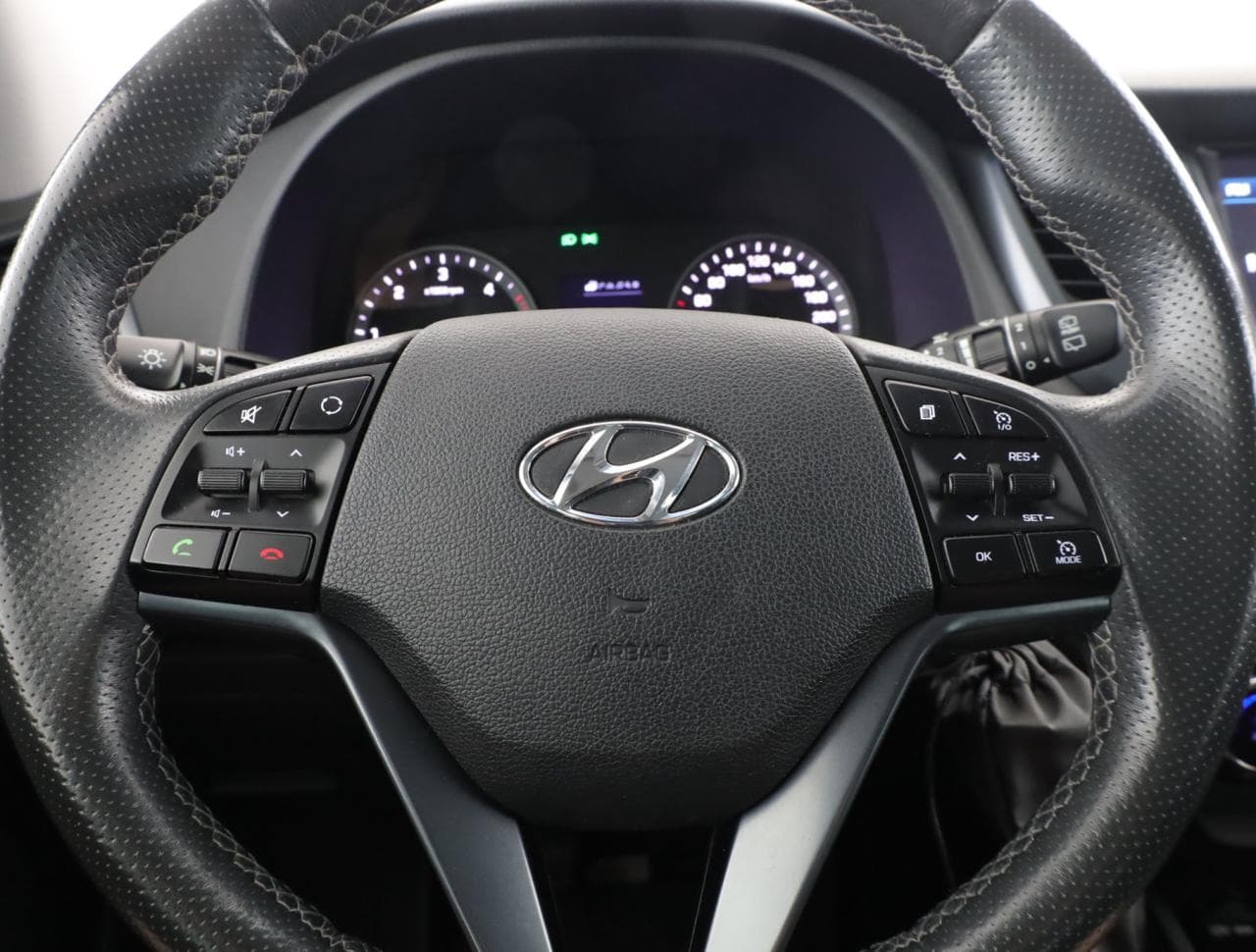2017 Hyundai TUCSON - 14