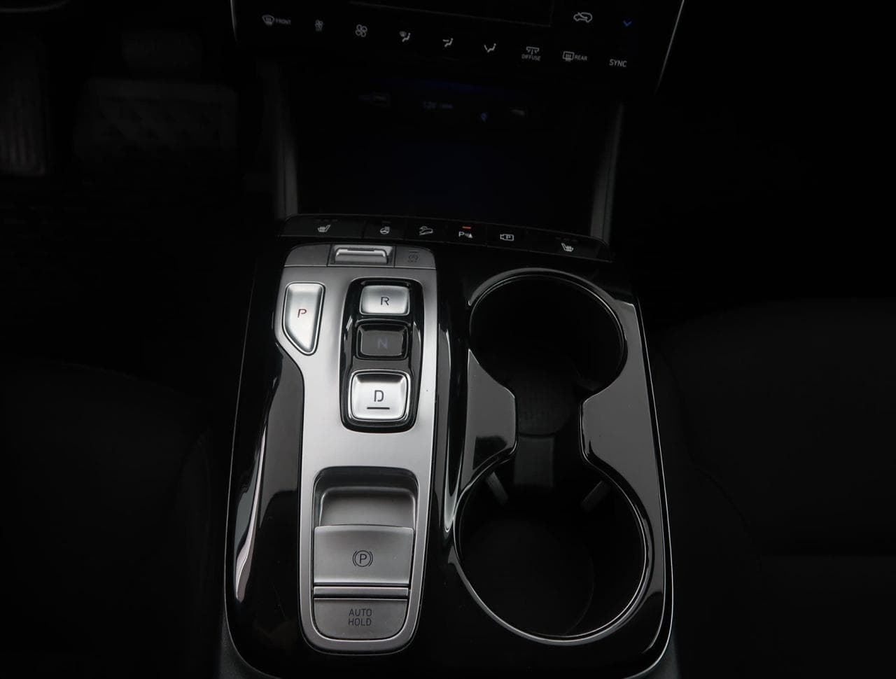 2022 Hyundai TUCSON - 19