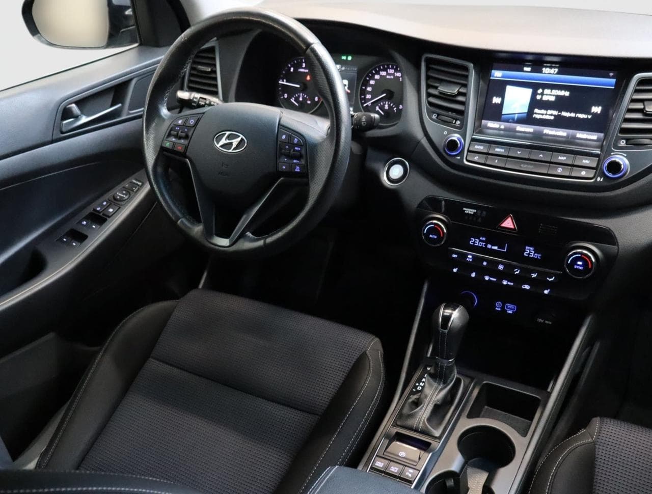 2018 Hyundai TUCSON - 9