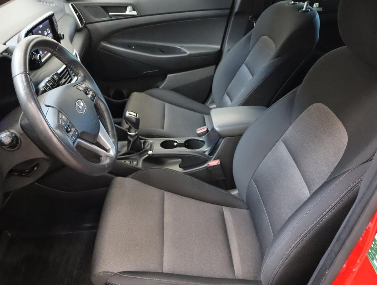 2019 Hyundai TUCSON - 16