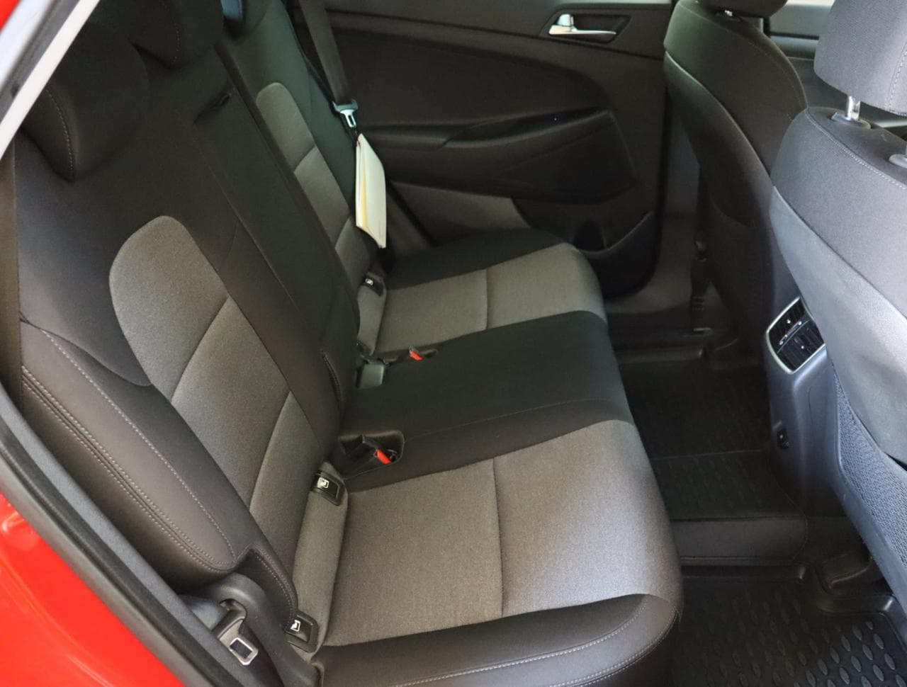 2019 Hyundai TUCSON - 13