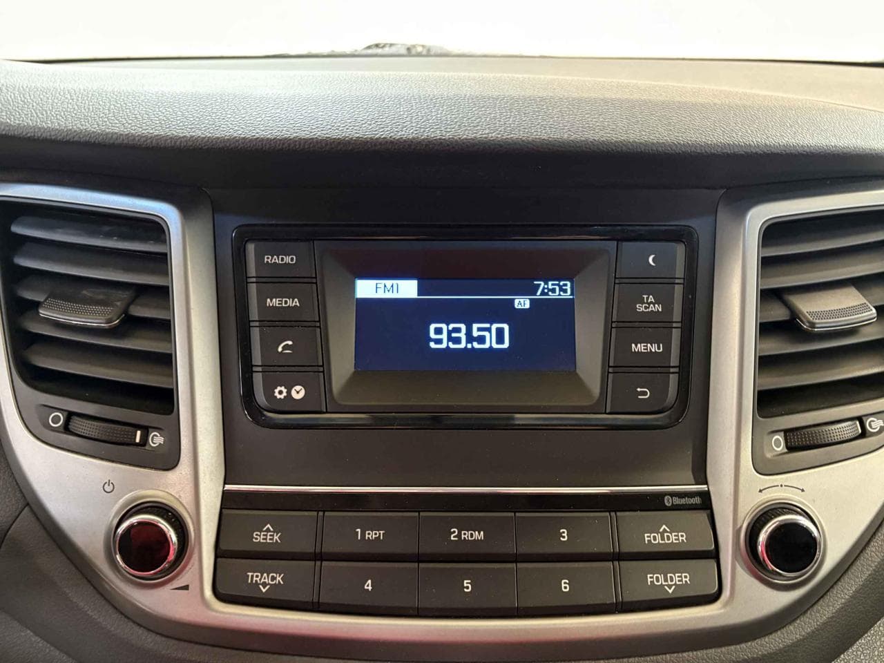 2018 Hyundai TUCSON - 11