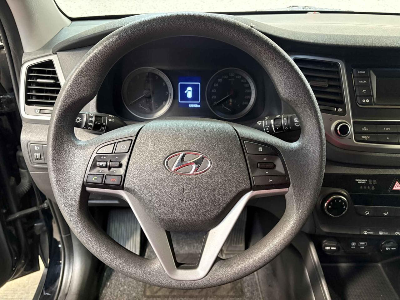 2018 Hyundai TUCSON - 17