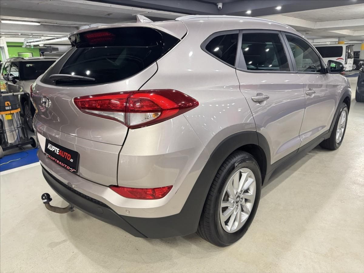 2016 Hyundai TUCSON - 6
