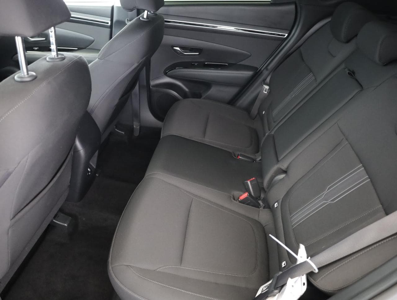 2021 Hyundai TUCSON - 12