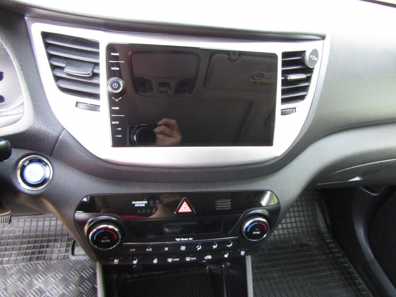 2016 Hyundai TUCSON - 38