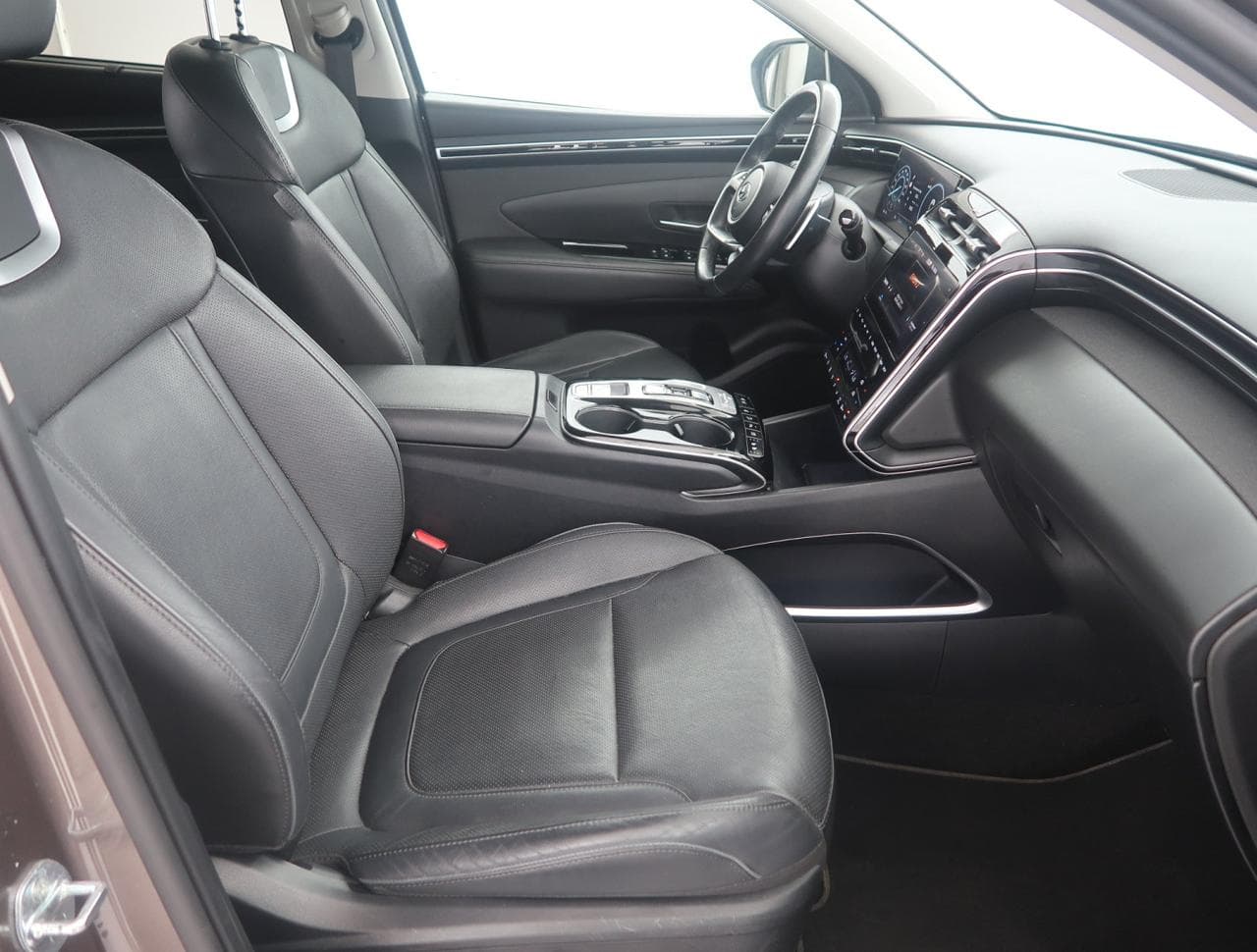 2021 Hyundai TUCSON - 12