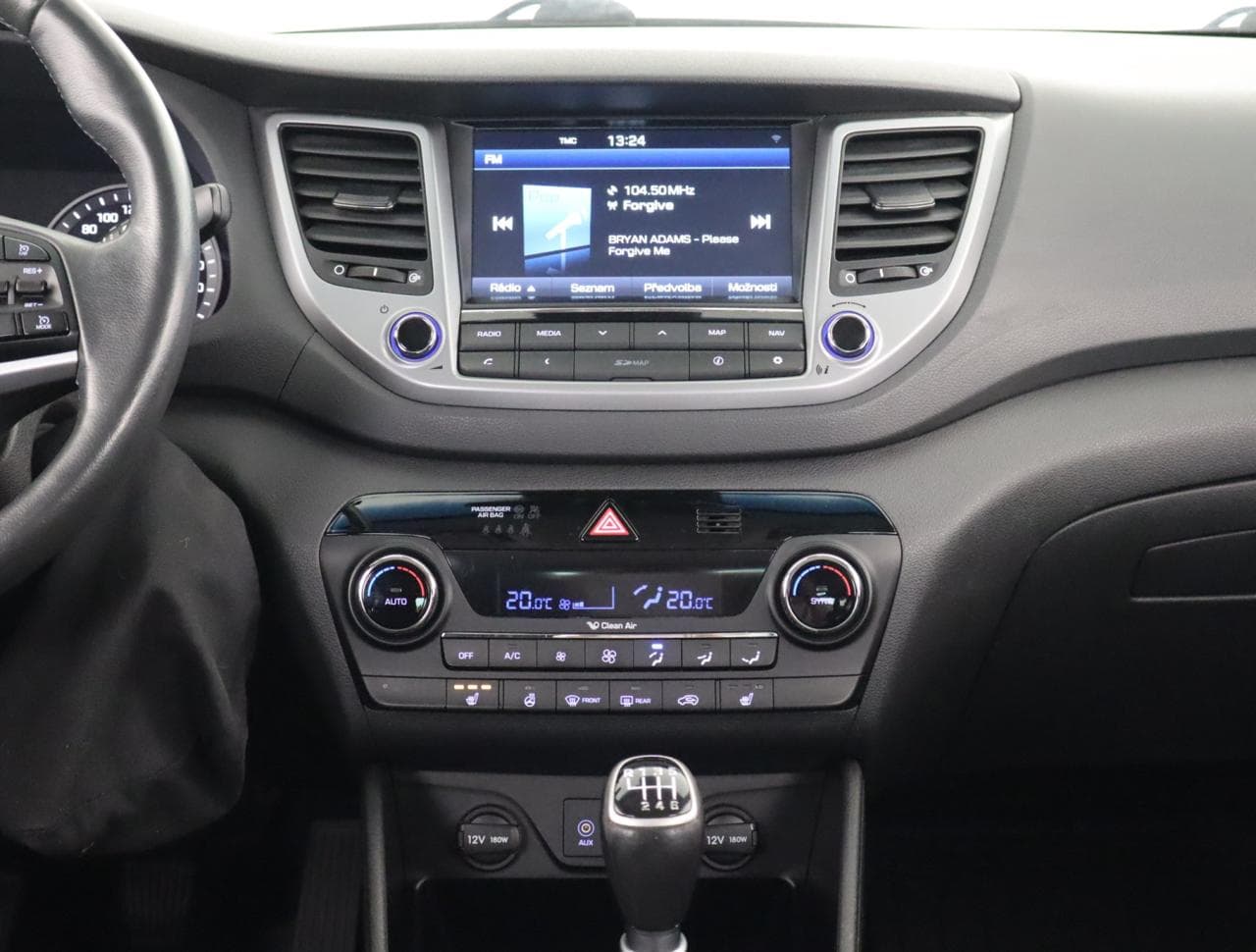 2017 Hyundai TUCSON - 18