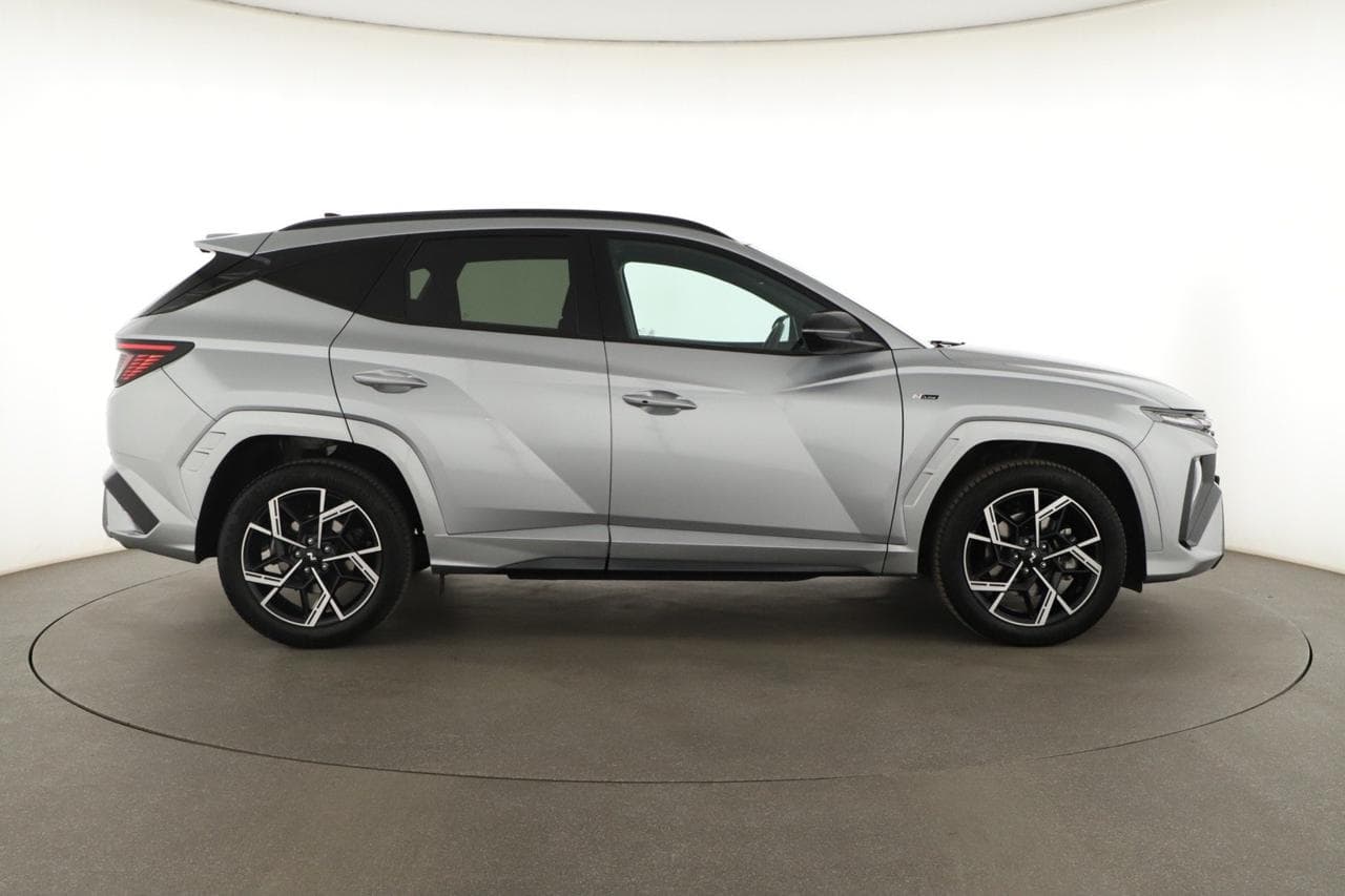 2025 Hyundai TUCSON - 13