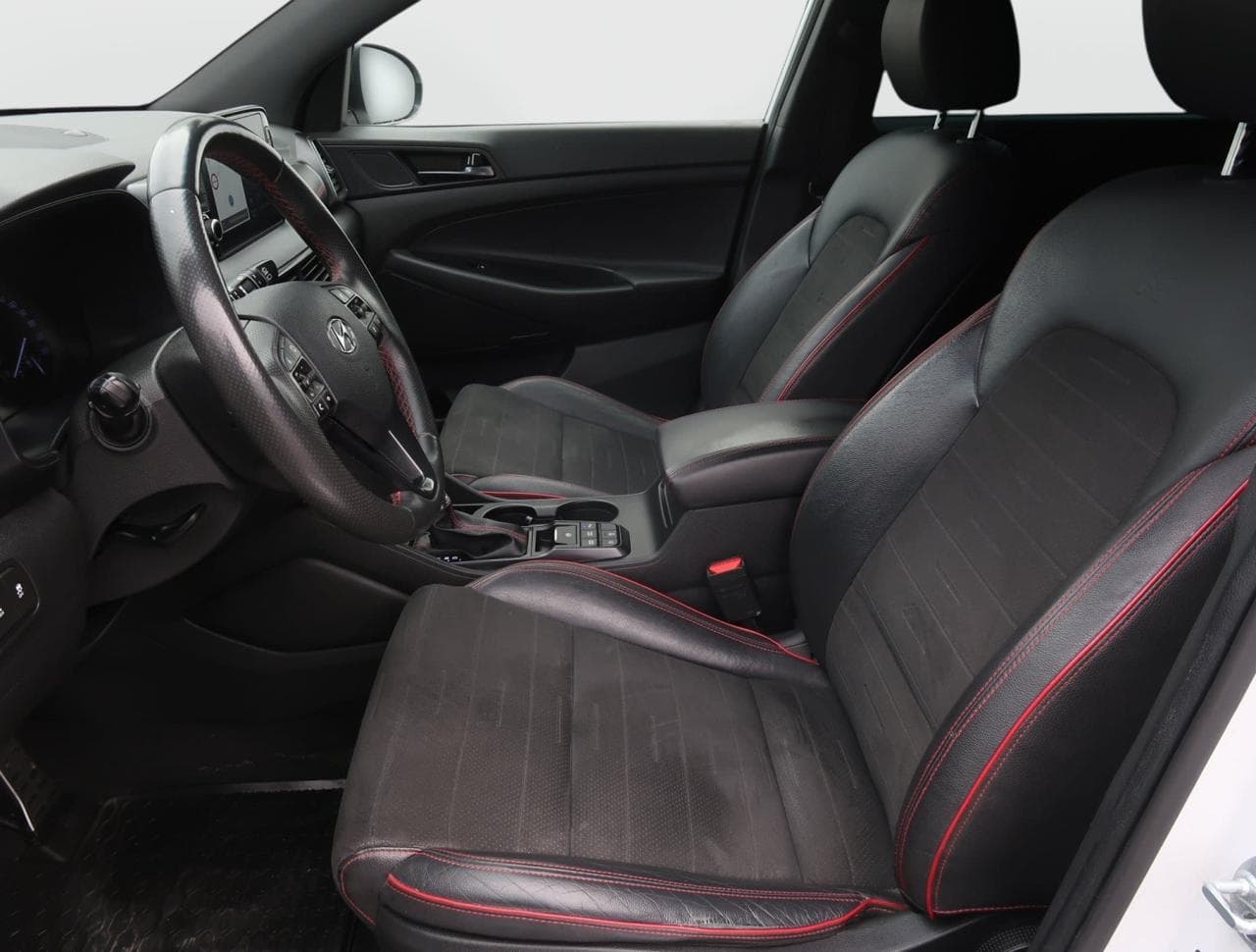 2019 Hyundai TUCSON - 16
